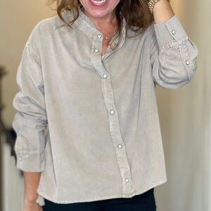 NWOT ✨ Dylan Ivory Ruffle Collar Corduroy Shirt Jacket